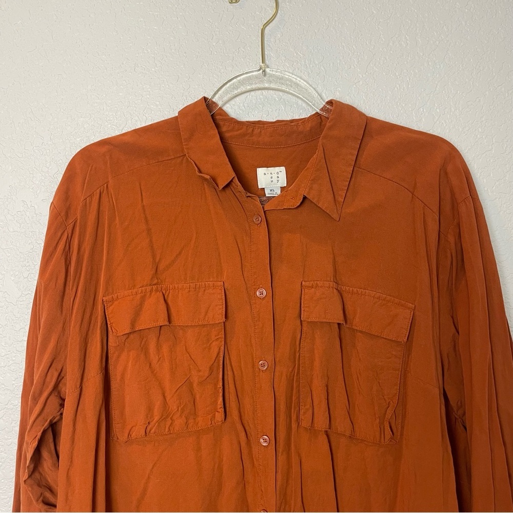 A New Day Women’s Terracotta Rust Button-Down Shirt Size XL - Picture 2 of 7